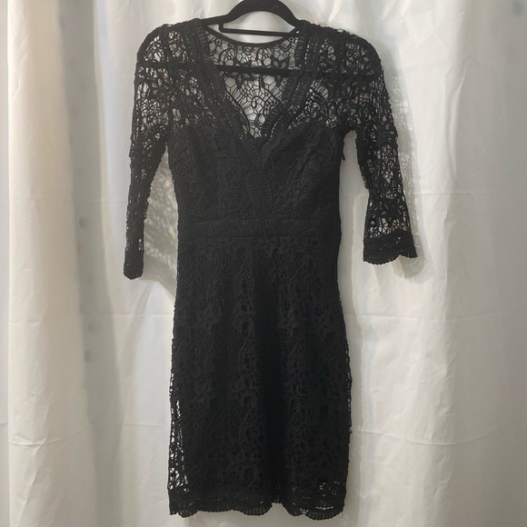 Lulus Elegance Black Lace  Midi Sleeve Dress - Picture 1 of 7